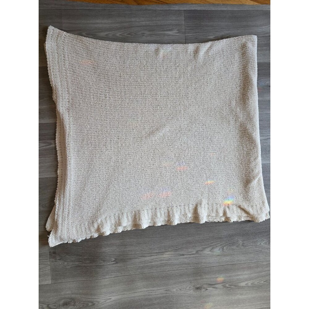 Waverly Ivory Knitted Blanket With Ruffle Edges 54x64